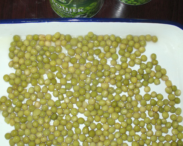 Canned Green Peas in tin