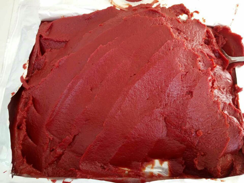 Canned Tomato Paste in drum