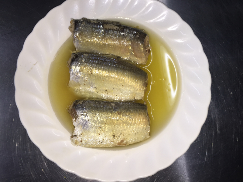 Canned Sardine in oil 425g
